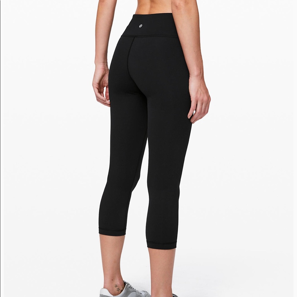lululemon cropped leggings